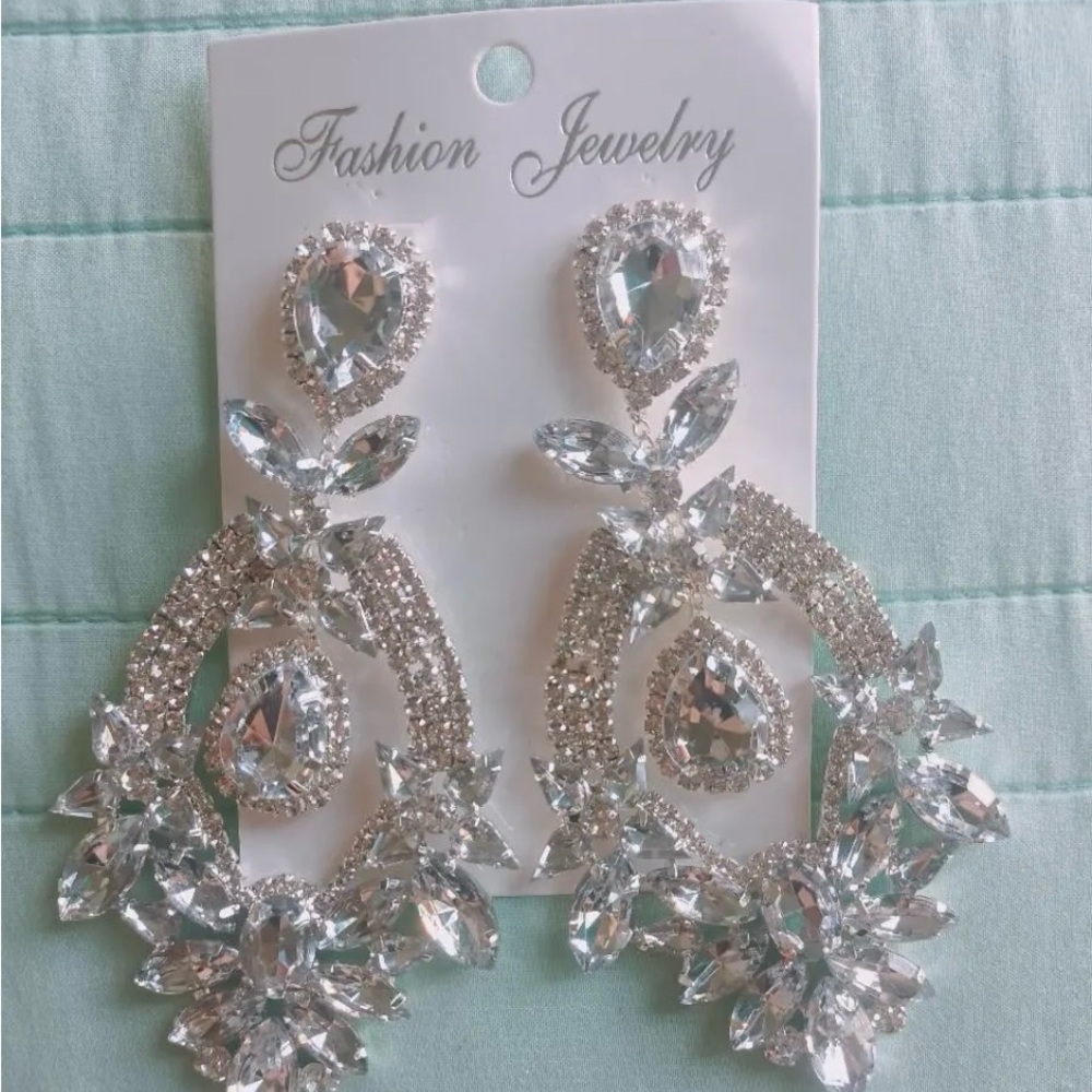 Silvery Exaggerated Full Shiny Rhinestone Inlaid Dangle Earrings Bohemian Luxury - Picture 9 of 10